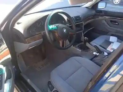 Veículo de Sucata bmw serie 5 berlina (e39) 2.0 16v diesel cat do ano 2002 alimentado 204d1