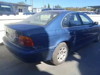 Veículo de Sucata bmw serie 5 berlina (e39) 2.0 16v diesel cat do ano 2002 alimentado 204d1