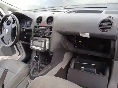 Здавання транспортного засобу volkswagen caddy ka/kb (2k) life року 2009 потужний bls
