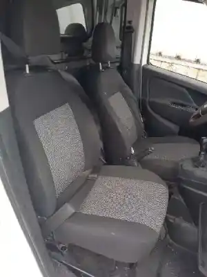 Здавання транспортного засобу fiat doblo cargo (263_) 1.3 d multijet року 2015 потужний 263a2000