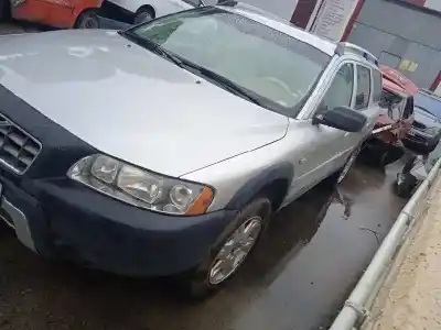 Scrapping Vehicle volvo xc70 2.4 diesel cat of the year 2005 powered d5244t