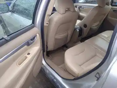 Scrapping Vehicle volvo xc70 2.4 diesel cat of the year 2005 powered d5244t