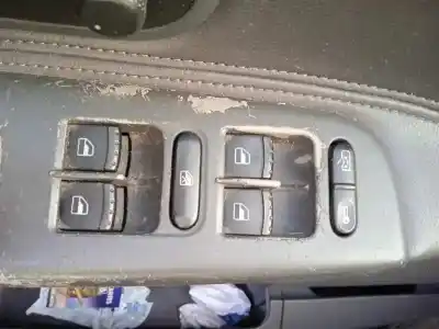 Vehicul casat seat alhambra (7v9) sport al anului 2003 alimentat asz