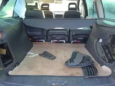 Vehicul casat seat alhambra (7v9) sport al anului 2003 alimentat asz