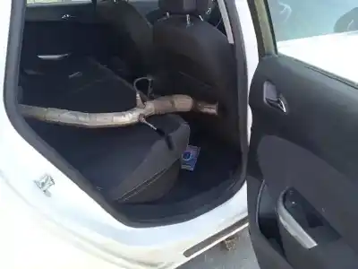 Veículo de Sucata opel astra j lim. sport do ano 2010 alimentado a17dtr