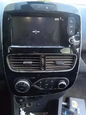 Veículo de Sucata renault clio iv (bh_) 1.5 dci 90 do ano 2018 alimentado k9k628