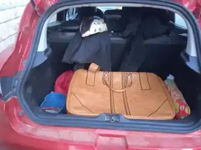 Veículo de Sucata renault clio iv (bh_) 1.5 dci 90 do ano 2018 alimentado k9k628