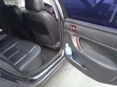 Véhicule à la ferraille peugeot 607 (s2) ebano pack de l'année 2005 alimenté uhz
