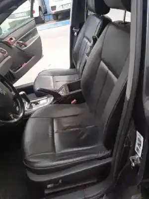 Véhicule à la ferraille peugeot 607 (s2) ebano pack de l'année 2005 alimenté uhz
