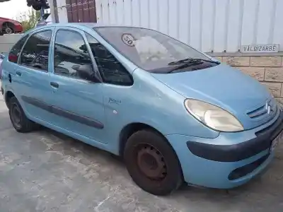 Vehículo de desguace CITROEN XSARA PICASSO 2.0 HDi SX del año 2004 con motor RHY