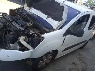Veicolo di demolizione citroen berlingo first combi 1.6 hdi 75 sx dell'anno 2010 alimentato 9ht