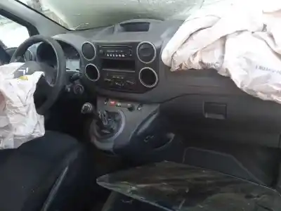 Veicolo di demolizione citroen berlingo first combi 1.6 hdi 75 sx dell'anno 2010 alimentato 9ht