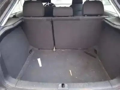 Veículo de Sucata audi a3 (8p) 2.0 tdi do ano 2004 alimentado bkd