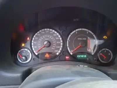 Verschrottungsfahrzeug jeep cherokee (kj) 2.8 crd 4x4 des jahres 2007 angetrieben 53c