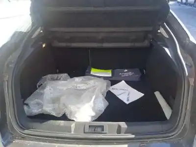 Veículo de Sucata renault laguna iii 2.0 dci diesel cat do ano 2009 alimentado m9r744