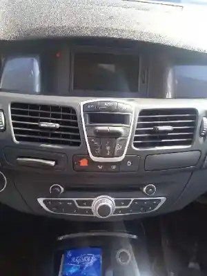 Veículo de Sucata renault laguna iii 2.0 dci diesel cat do ano 2009 alimentado m9r744