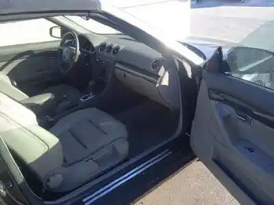 Scrapping Vehicle audi a4 cabrio (8h) 1.8 t of the year 2003 powered bfb