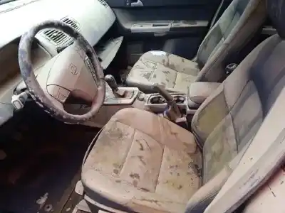 Здавання транспортного засобу volvo v50 familiar 2.0 d momentum року 2005 потужний d4204t