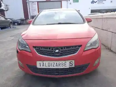 Veículo de Sucata opel astra j lim. sport do ano 2011 alimentado a17dtr