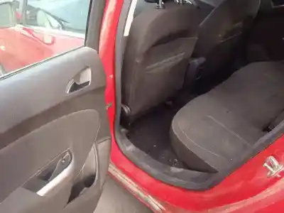 Veículo de Sucata opel astra j lim. sport do ano 2011 alimentado a17dtr