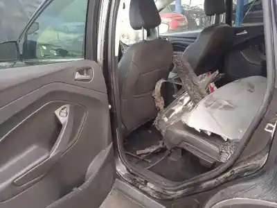 Veículo de Sucata ford kuga (cbs) 2.0 tdci cat do ano 2017 alimentado t7ma