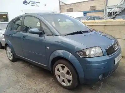 Véhicule à la ferraille AUDI A2 (8Z) 1.4 de l'année 2000 alimenté AUA