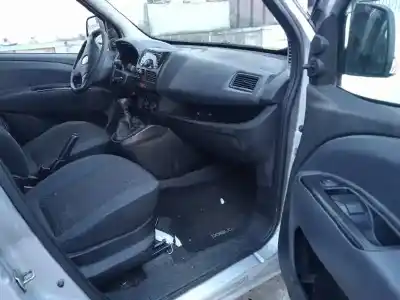 Здавання транспортного засобу fiat doblo 1.6 jtdm cat року 2011 потужний 263a4000