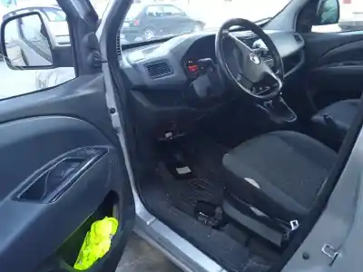 Здавання транспортного засобу fiat doblo 1.6 jtdm cat року 2011 потужний 263a4000