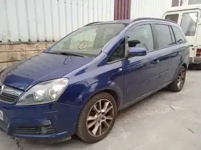 Veicolo di demolizione OPEL ZAFIRA B FURGONETA/MONOVOLUMEN (A05) 1.9 CDTI VAN (M75) dell'anno 2005 alimentato Z19DT