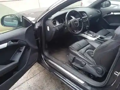 Veicolo di demolizione audi                                               a5 coupe (8t)                                                                                                                                                                                                                                              2.7 tdi                                                                                                                                                                                                                                                    dell'anno 2008 alimentato cgka