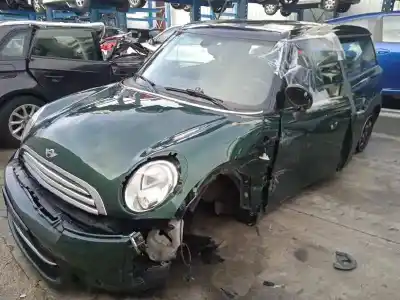 Veículo de Sucata BMW MINI CLUBMAN (R55) Cooper do ano 2012 alimentado N16B16A