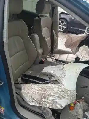 Veículo de Sucata audi a3 sportback (8p) 1.6 tdi do ano 2010 alimentado cayc