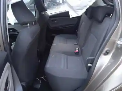 Veicolo di demolizione toyota yaris active dell'anno 2017 alimentato 1nr