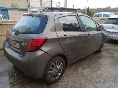Veicolo di demolizione toyota yaris active dell'anno 2017 alimentato 1nr