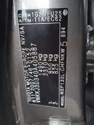 Veicolo di demolizione toyota yaris active dell'anno 2017 alimentato 1nr