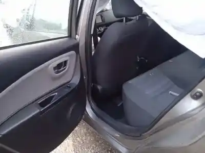 Veicolo di demolizione toyota yaris active dell'anno 2017 alimentato 1nr