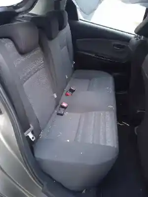 Veicolo di demolizione toyota yaris active dell'anno 2017 alimentato 1nr