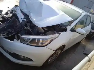 Veículo de Sucata kia pro cee´d (jd) 1.4 crdi 90 do ano 2016 alimentado d4fc