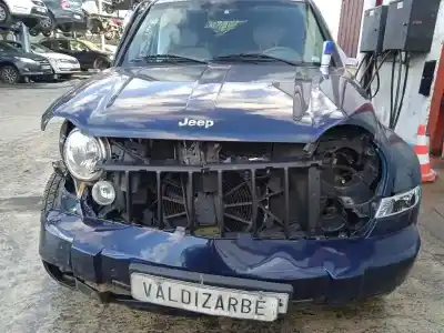 Veículo de Sucata jeep cherokee (kj) 2.8 crd 4x4 do ano 2007 alimentado 53c