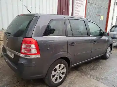 Veículo de Sucata opel zafira b cosmo do ano 2010 alimentado z17dtj
