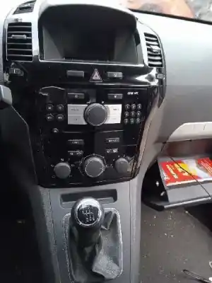 Veículo de Sucata opel zafira b cosmo do ano 2010 alimentado z17dtj