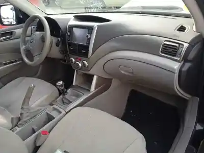 Veicolo di demolizione subaru forester (sh_) 2.0 d awd (shh) dell'anno 2010 alimentato ee20