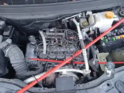 Sloopvoertuig chevrolet captiva 2.2 vcdi ltz van het jaar 2011 aangedreven z22d1