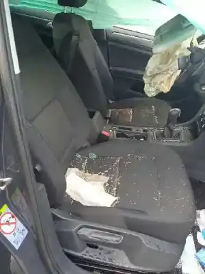 Veículo de Sucata volkswagen golf vii variant (bv5) advance bmt do ano 2020 alimentado dfga