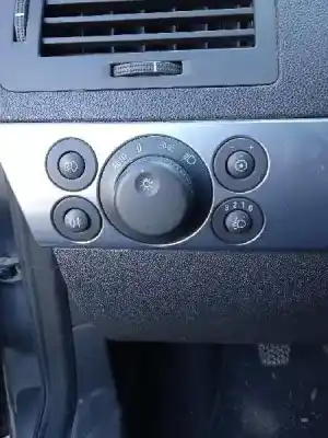 Veículo de Sucata opel astra h berlina sport do ano 2009 alimentado z17dtr