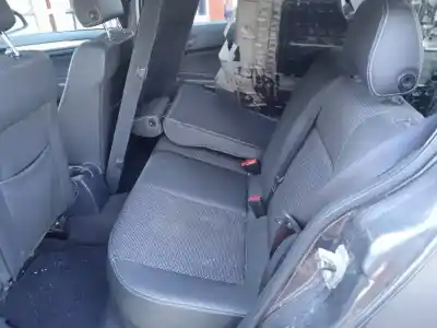 Veículo de Sucata opel astra h berlina sport do ano 2009 alimentado z17dtr