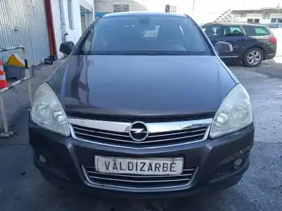 Veículo de Sucata opel astra h berlina sport do ano 2009 alimentado z17dtr