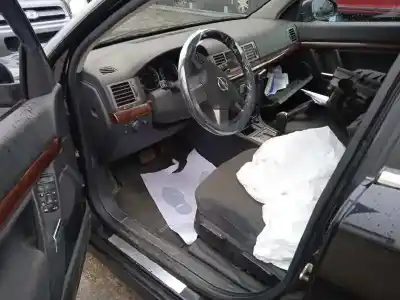 Veículo de Sucata opel vectra c berlina comfort do ano 2004 alimentado z19dth