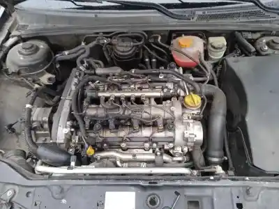 Veículo de Sucata opel vectra c berlina comfort do ano 2004 alimentado z19dth