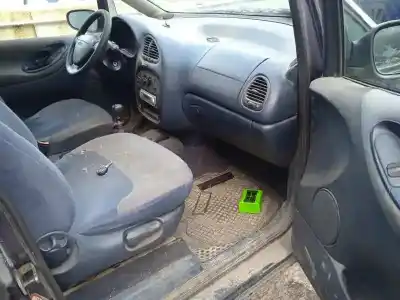 Veículo de Sucata ford galaxy (vx) 2.3 16v cat do ano 1997 alimentado y5b